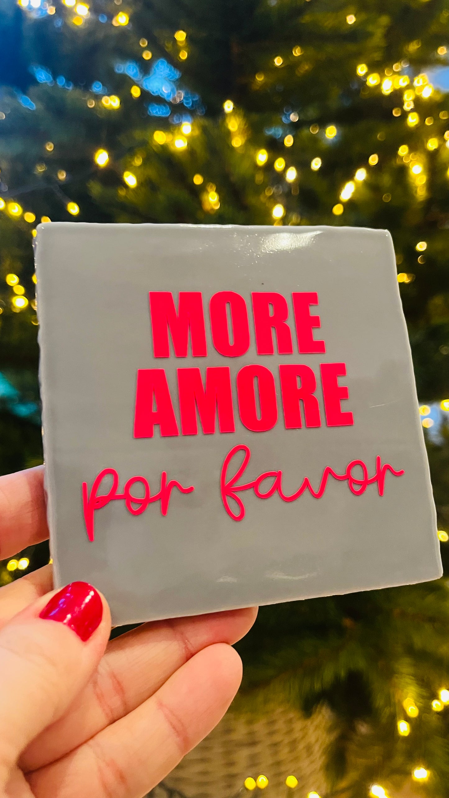 MORE AMORE POR FAVOR