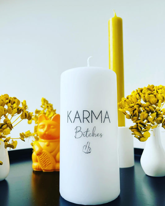 KARMA BITCHES - KERZE