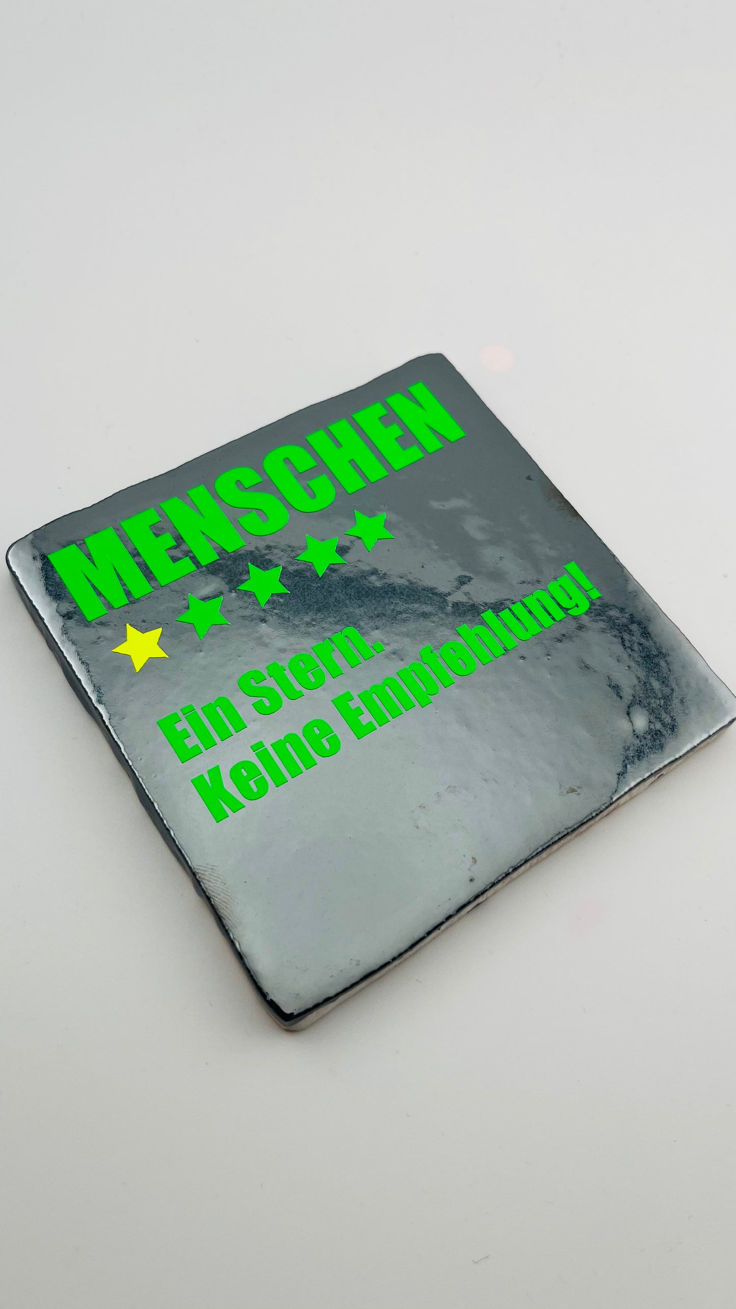 MENSCHEN. EIN STERN. KEINE EMPFEHLUNG.